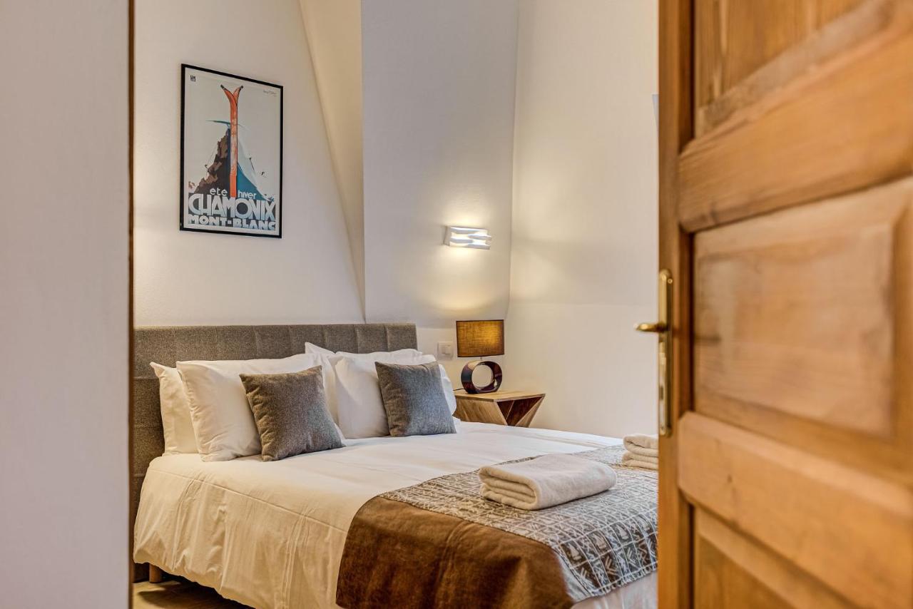 Apartment Alpes V - Alpes Travel - Central Chamonix - Sleeps 5 Exterior foto
