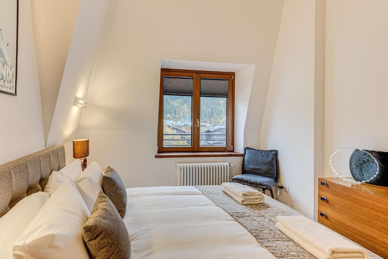 Apartment Alpes V - Alpes Travel - Central Chamonix - Sleeps 5 Exterior foto