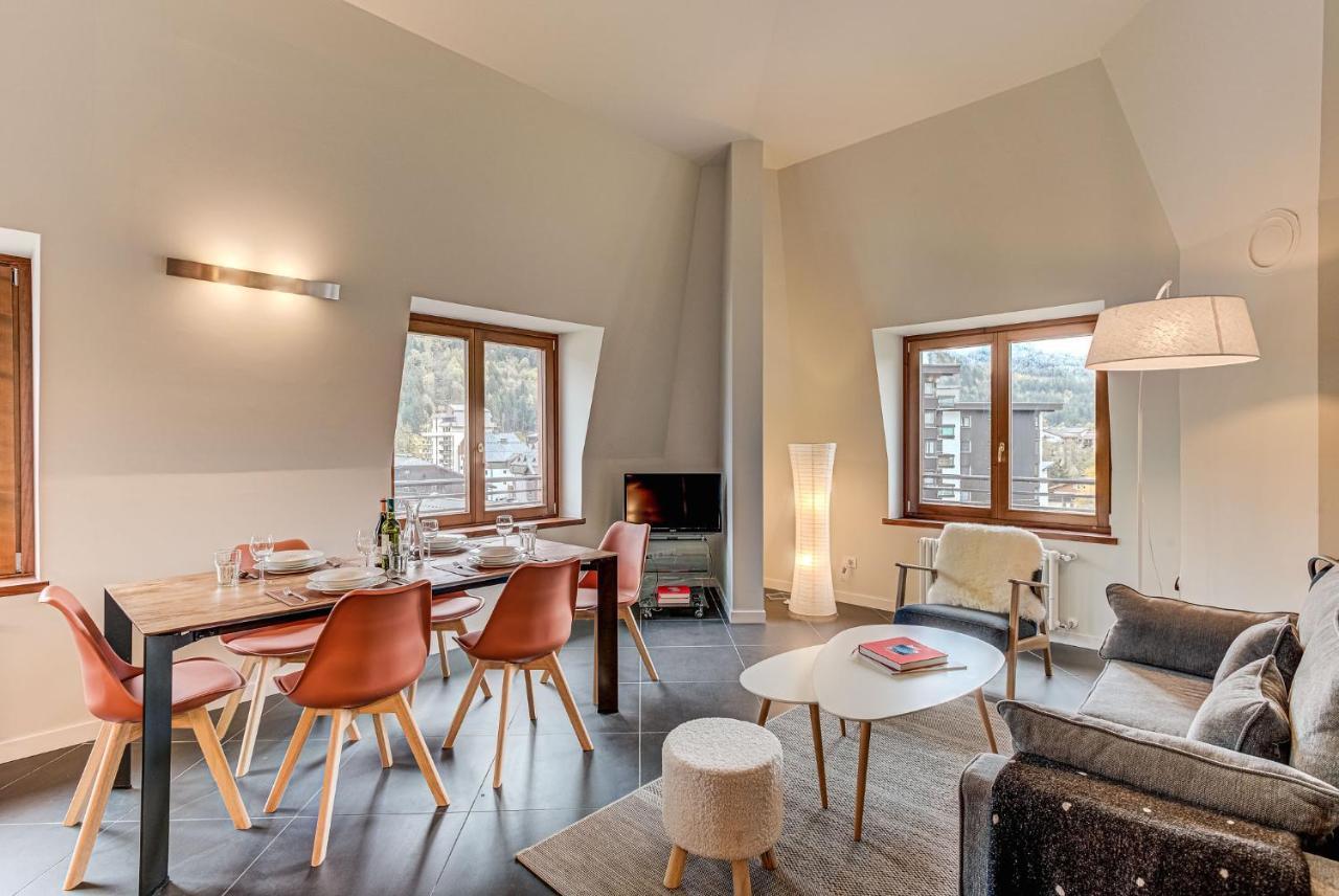 Apartment Alpes V - Alpes Travel - Central Chamonix - Sleeps 5 Exterior foto